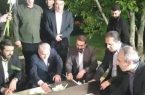 ادای احترام وزیر میراث فرهنگی به مقام شامخ شهدا ادای احترام وزیر میراث فرهنگی به مقام شامخ شهدا