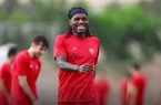 عکس| مهاجم جنجالی پرسپولیس با گوشواره به سبک کریس رونالدو عکس| مهاجم جنجالی پرسپولیس با گوشواره به سبک کریس رونالدو