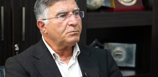 نسخه آقا معلم فوتبال ایران برای پرسپولیس و استقلال نسخه آقا معلم فوتبال ایران برای پرسپولیس و استقلال