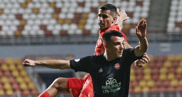 تراکتور یک امتیاز گرفت و صدرنشین شد!