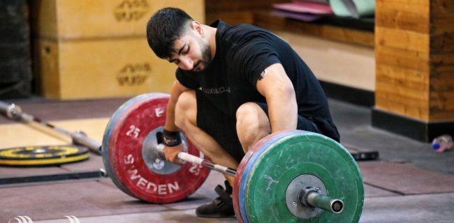 ملی‌پوش وزنه‌برداری ایران: طرفدار تراکتور هستم