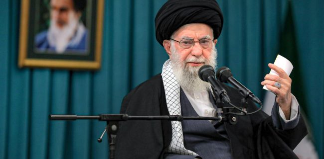 سخنرانی تلویزیونی رهبر انقلاب با مردم درباره مسائل روز کشور، منطقه و جهان سخنرانی تلویزیونی رهبر انقلاب با مردم درباره مسائل روز کشور، منطقه و جهان