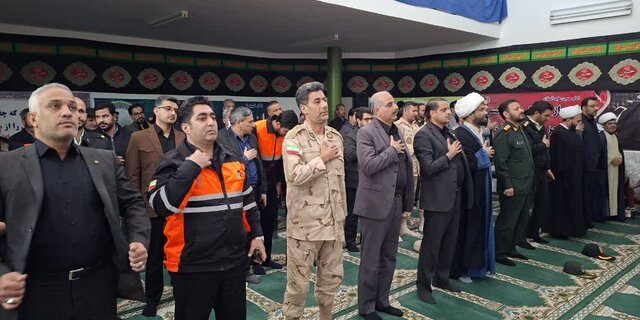 آیین باشکوه عزاداری شهادت حضرت زهرا(س) برای نخستینبار در نقطه صفر مرزی سرخس برگزار شد؛ نماد وحدت امت اسلامی در مرز ایران آیین باشکوه عزاداری شهادت حضرت زهرا(س) برای نخستینبار در نقطه صفر مرزی سرخس برگزار شد؛ نماد وحدت امت اسلامی در مرز ایران
