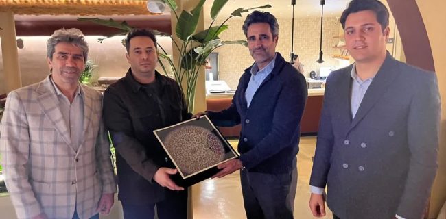 نشست مشترک برای توسعه گردشگری منطقه علیصدر با حضور جواد قارایی برگزار شد نشست مشترک برای توسعه گردشگری منطقه علیصدر با حضور جواد قارایی برگزار شد