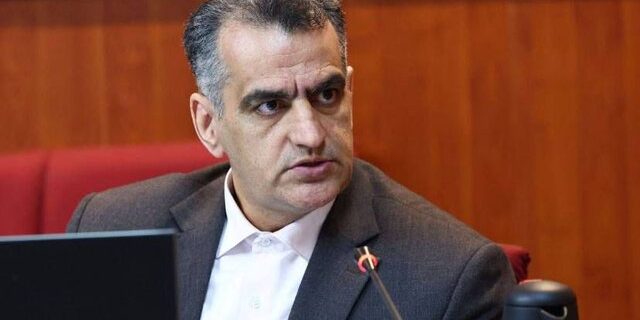 واکنش رئیس فدراسیون رزمی به اعزام همسرش به چین: این یک «شیطنت رسانهای» است واکنش رئیس فدراسیون رزمی به اعزام همسرش به چین: این یک «شیطنت رسانهای» است