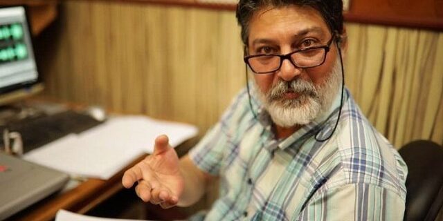 پشتپردههای جاهطلبی، دلالی و مسیری غیرمنتظره؛ نمایش رادیویی «زندگی، فوتبال و دیگر هیچ» مهمان شبهای رادیو نمایش شد پشتپردههای جاهطلبی، دلالی و مسیری غیرمنتظره؛ نمایش رادیویی «زندگی، فوتبال و دیگر هیچ» مهمان شبهای رادیو نمایش شد