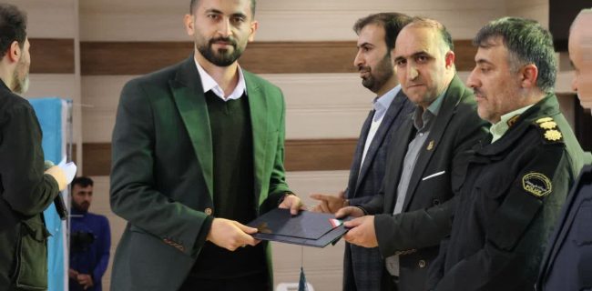 بیوگرافی ﻣﻬﺮان راﺛﻲ جوان سال 1403 بیوگرافی ﻣﻬﺮان راﺛﻲ جوان سال ۱۴۰۳