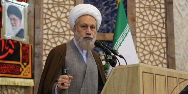 امام جمعه شیراز: نان مردم با سرمایهگذاری در تولید فراهم میشود، نه صدقه؛ تقدیر از سرمایهگذاری ۱۲۲ هزار میلیارد تومانی در فارس امام جمعه شیراز: نان مردم با سرمایهگذاری در تولید فراهم میشود، نه صدقه؛ تقدیر از سرمایهگذاری ۱۲۲ هزار میلیارد تومانی در فارس