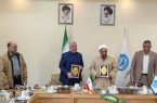 امضاء تفاهمنامه همکاری مشترک جهاد دانشگاهی قم و دانشکدگان فارابی دانشگاه تهران امضاء تفاهمنامه همکاری مشترک جهاد دانشگاهی قم و دانشکدگان فارابی دانشگاه تهران