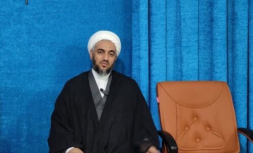 امام جمعه بم: اجتماعات مردمی، بزرگترین سپر دفاعی کشور است امام جمعه بم: اجتماعات مردمی، بزرگترین سپر دفاعی کشور است