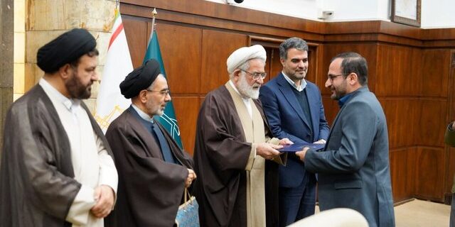 رئیس دیوان عالی کشور: تجلیل از آرای قضات نشانه احترام به عدالت و حق است رئیس دیوان عالی کشور: تجلیل از آرای قضات نشانه احترام به عدالت و حق است