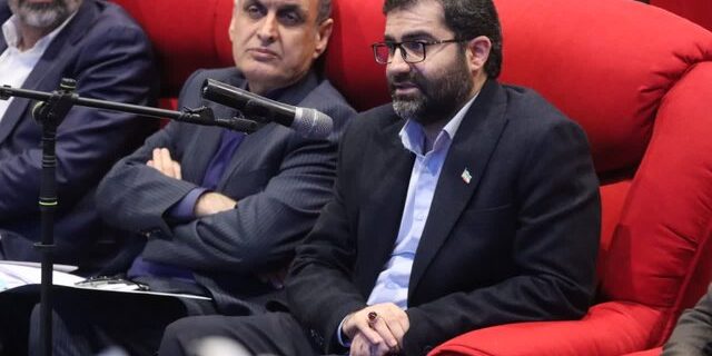 معاون رئیس جمهوری: پیشرفت واقعی در گرو انسجام دولت و سرمایه گذاران است معاون رئیس جمهوری: پیشرفت واقعی در گرو انسجام دولت و سرمایه گذاران است
