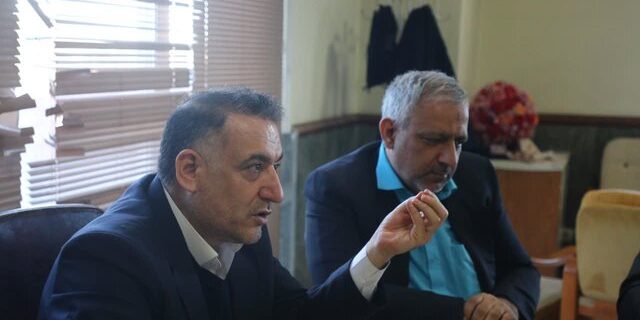 مدیرکل دفتر هماهنگی امور اقتصادی استانداری قم: حمایت از تولیدکنندگان حوزه کشاورزی را با جدیت دنبال میکنیم مدیرکل دفتر هماهنگی امور اقتصادی استانداری قم: حمایت از تولیدکنندگان حوزه کشاورزی را با جدیت دنبال میکنیم