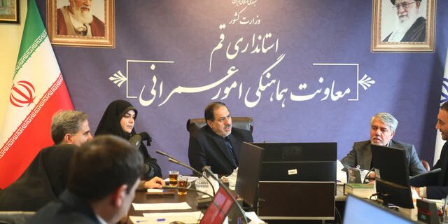 معاون هماهنگی امور عمرانی استانداری قم خبر داد اصلاح پروانه بهرهبرداری ۴۸ واحد صنفی و صنعتی در قم معاون هماهنگی امور عمرانی استانداری قم خبر داد اصلاح پروانه بهرهبرداری ۴۸ واحد صنفی و صنعتی در قم