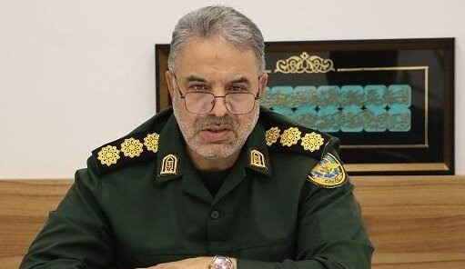 جوان: غفلت از تبیین خاطرات رزمندگان، میدان را برای فرهنگ سلبریتیها باز میکند جوان: غفلت از تبیین خاطرات رزمندگان، میدان را برای فرهنگ سلبریتیها باز میکند