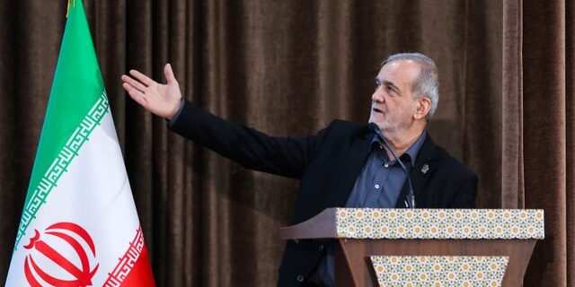 پزشکیان: با آغوش باز پذیرای همه دارندگان راهکارهای عملی برای حل مشکلات کشوریم پزشکیان: با آغوش باز پذیرای همه دارندگان راهکارهای عملی برای حل مشکلات کشوریم