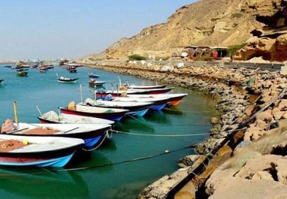 ساماندهی سواحل مکران با هدف ارتقای ایمنی گردشگران نوروزی در چابهار آغاز شد ساماندهی سواحل مکران با هدف ارتقای ایمنی گردشگران نوروزی در چابهار آغاز شد