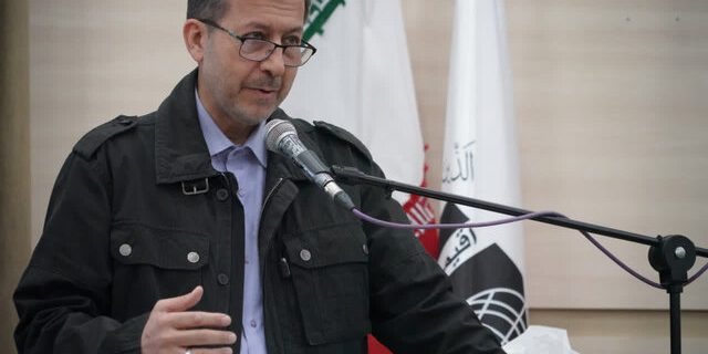 استاندار اصفهان در اجلاس نماز: نماز، تکیه‌گاه آرامش مدیران و شاخص تمایز در کیفیت خدمات‌رسانی به مردم است
