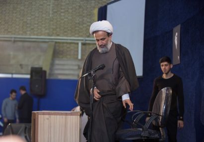 از لعنت فرستادن پناهیان به حسن روحانی تا تلاش برای آرام کردن تندرو/ ماجرای حمایت واعظ خبرساز اصولگرا از تفاهم ایران و آمریکا از لعنت فرستادن پناهیان به حسن روحانی تا تلاش برای آرام کردن تندرو/ ماجرای حمایت واعظ خبرساز اصولگرا از تفاهم ایران و آمریکا