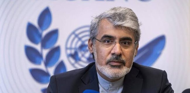 نماینده ایران در ژنو: تنگه هرمز کاملا برای کشتیهای تجاری باز است نماینده ایران در ژنو: تنگه هرمز کاملا برای کشتیهای تجاری باز است